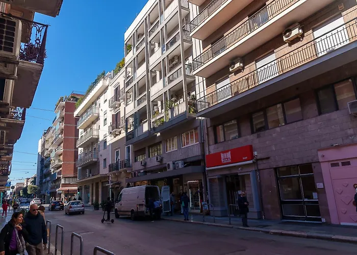 Hotel Via Prospero Petroni 9 - BARI STAZIONE -